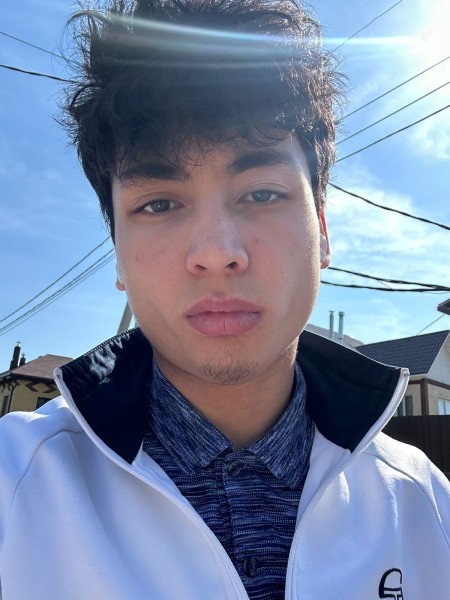 Жовахир Бахромович Умиров