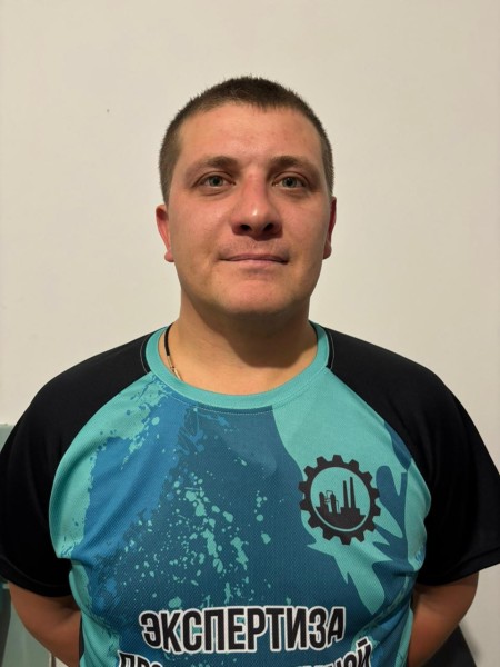 Денис Игоревич Жлудов