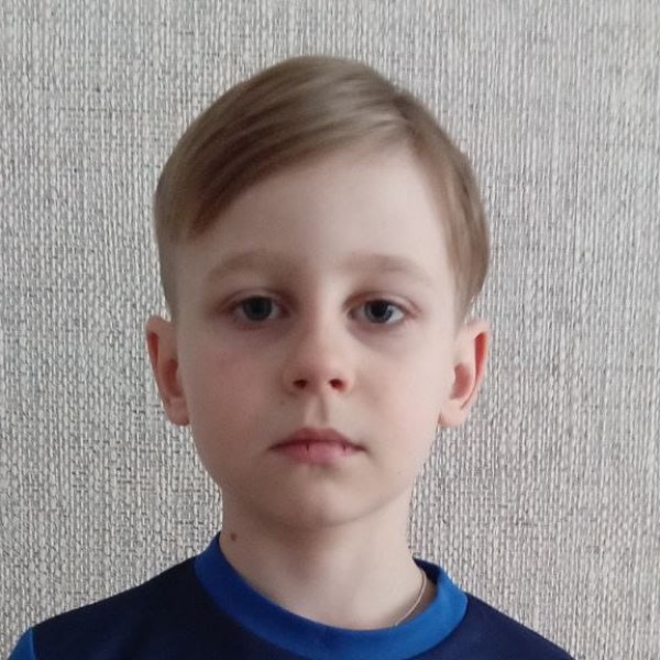 Максим Евгеньевич Хохлов