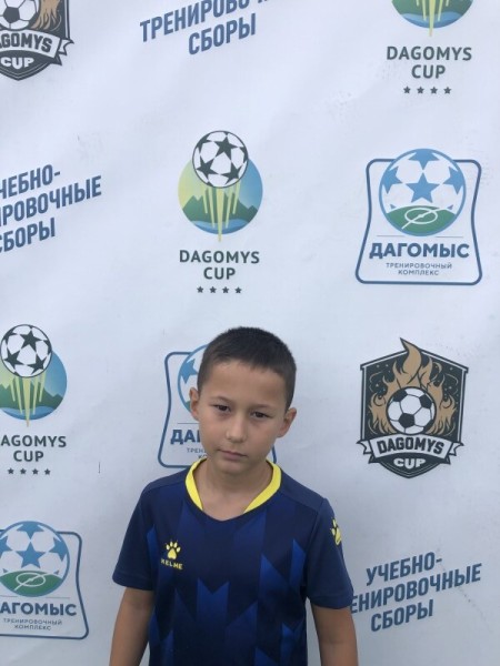 Богдан Денисович Зотов