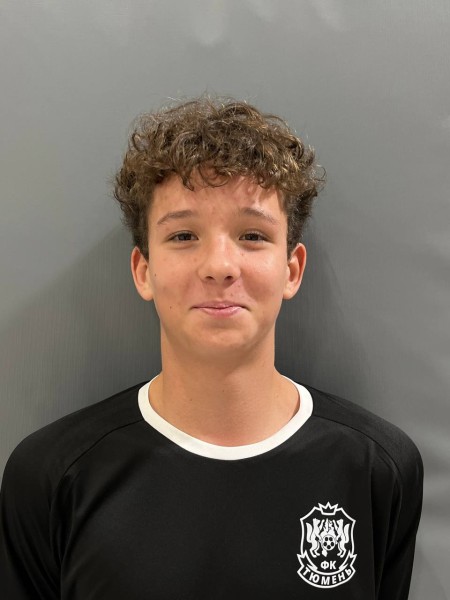 Максим Артемович Петров