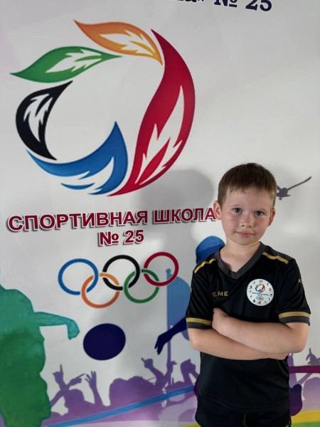 Максим Антонович Неустроев
