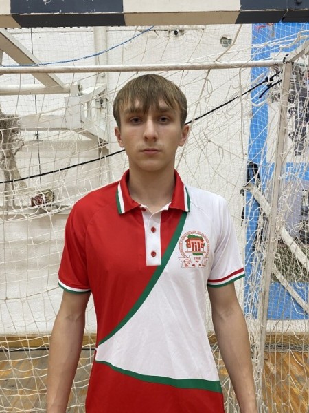 Иван Артемович Плотников