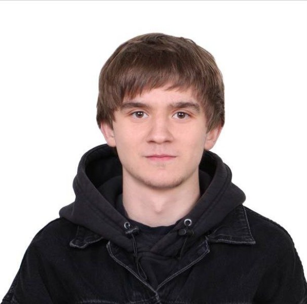 Максим Артемович Живанов