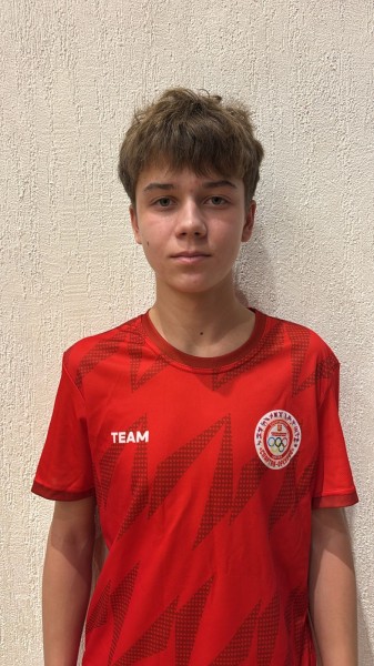 Денис Романович Лакутин