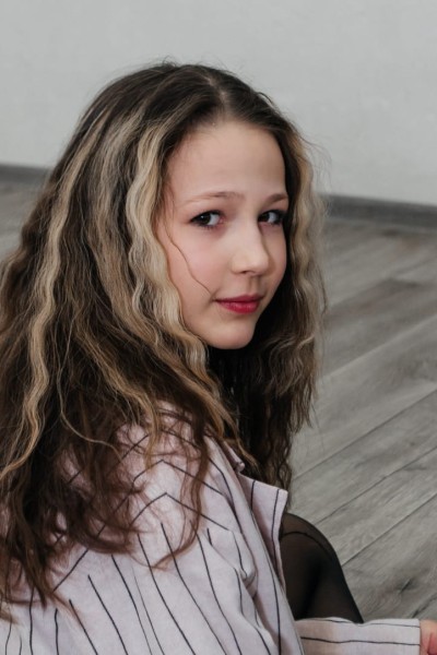 Лика Артемовна Есмурзина