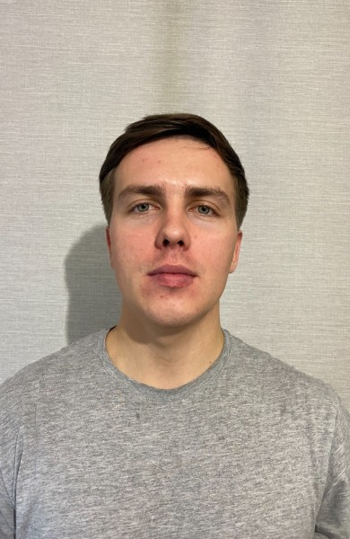 Денис Игоревич Шадрин