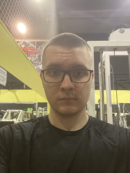 Артем Евгеньевич Лавренов