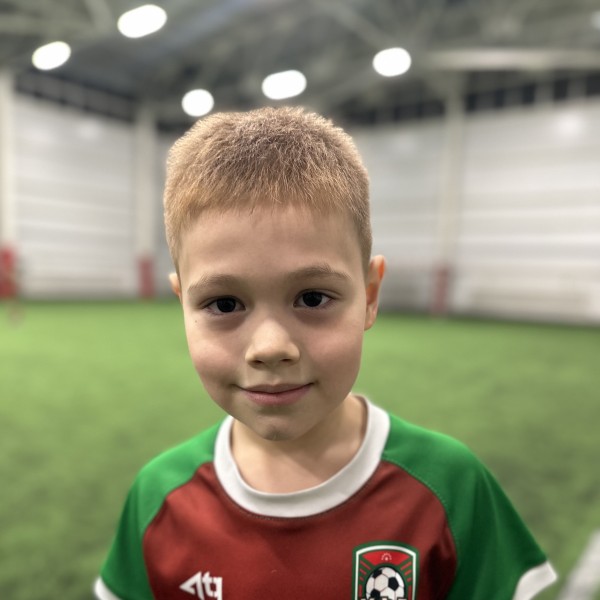 Алан Романович Алимов