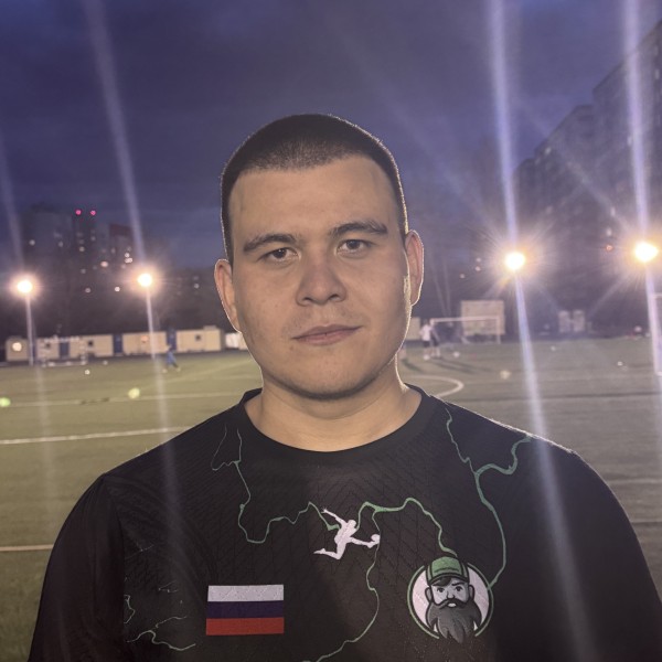 Тимур Маратович Есинеев