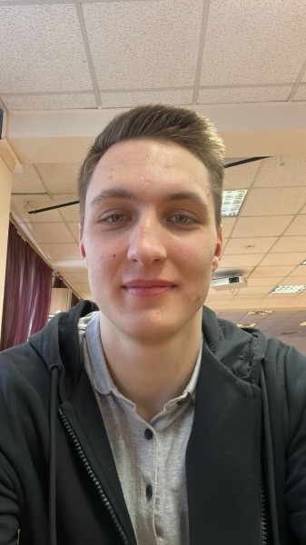 Петр Олегович Шаров