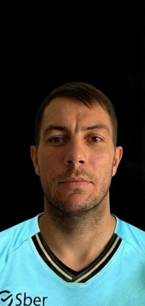 Роман Юрьевич Левченко
