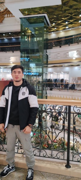 Музроб Фарход угли Ураков