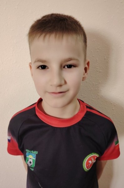 Амин Ильназович Амирянов