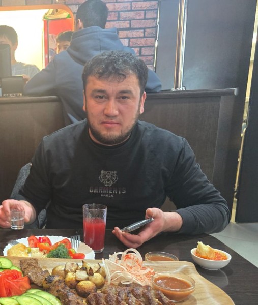 Нодирбек Хусанбой угли Рахимов