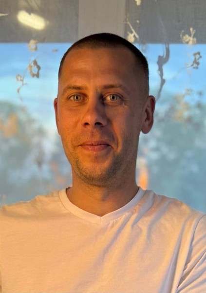Константин Павлович Мельников