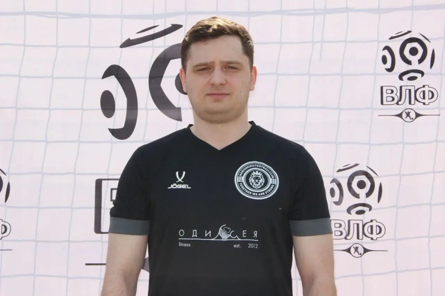 Олег Валерьевич Колесников