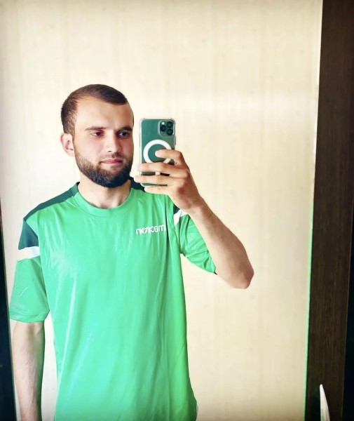 Алиджон Хуршедович Аминов