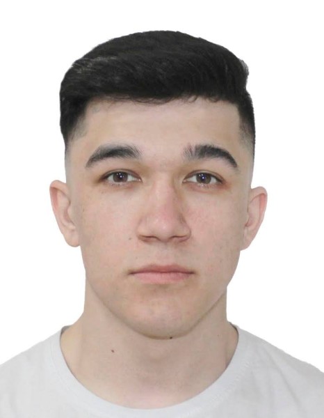 Оятуллох Лоикович Аминов