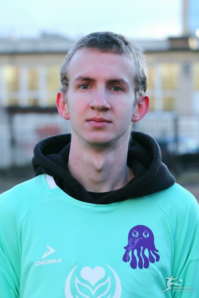 Денис  Токарев