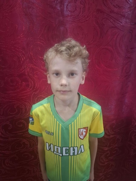 Дмитрий Сергеевич Русинов