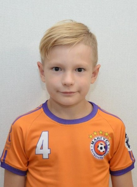 Милан  Арефьев