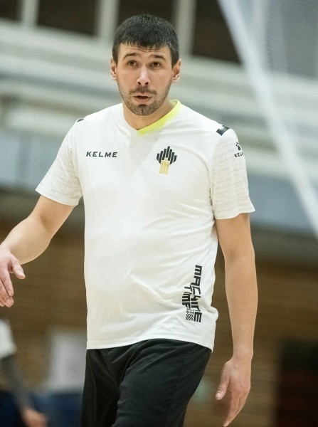 Николай  Голубев