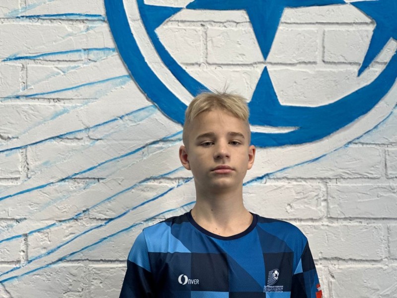 Денис Вадимович Довженко