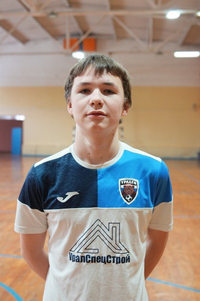 Лев Денисович Травин