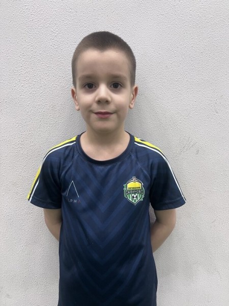 Данияр Азатович Гараев