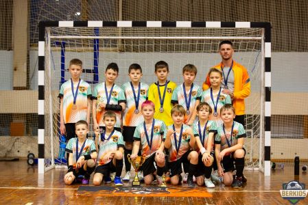 Урал-Новиков 1