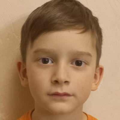 Юнусов Эмиль Юность