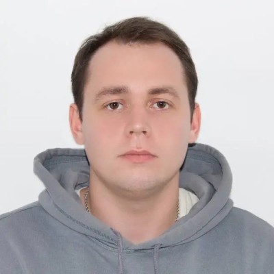 Уваров Максим Футбольный клуб "Шторм"