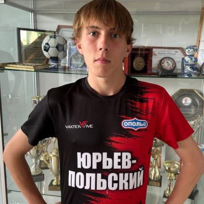 Привезенцев Артем "Ополье"