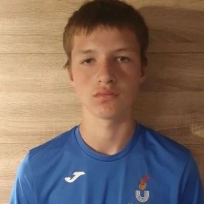 Михайлов Артем Юность