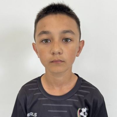 Гусманов Амир СШ по футболу