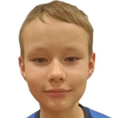 Ларюшин Ярослав Юность