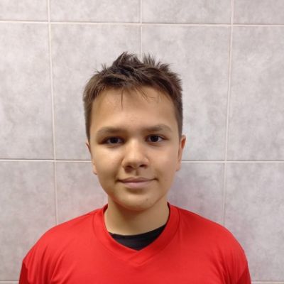 Бекмирзаев Артём СШ Звезда