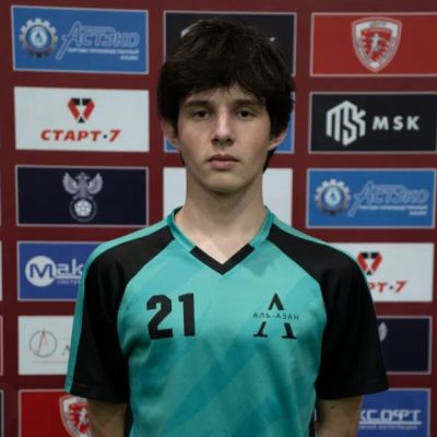 Бибарсов Амин Центр