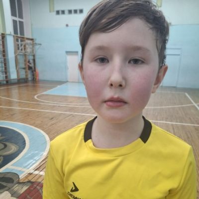 Лощенов Лев ФК Кристалл 