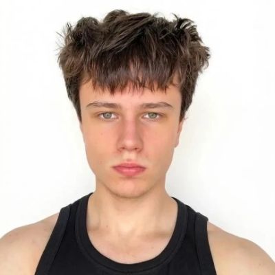 Гудимов Илья "Микрорайон 1"