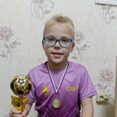 Кузнецов Иван СШ-17