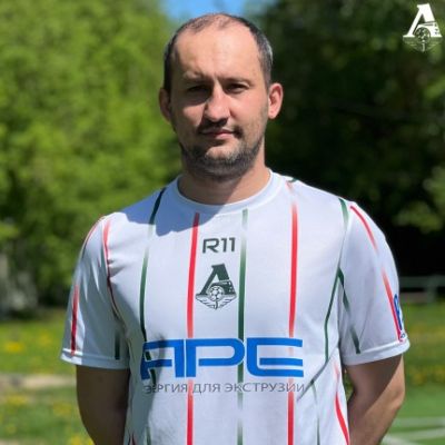 Брюхнов Валентин Локомотив