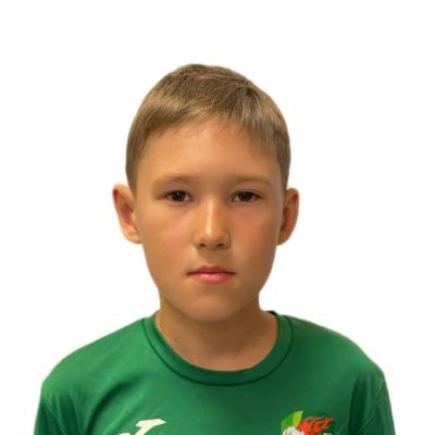 Талюсов Камиль СШ Мирас красные