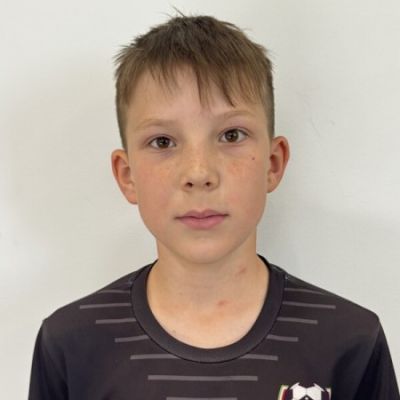 Идрисов Ислам СШ по футболу