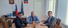 Исполнительный директор областной федерации футбола Артём Роговский посетил с рабочим визитом Здвинский и Доволенский районы