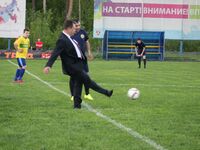 Глава города Старая Купавна Игорь Сухин открывает футбольный сезон